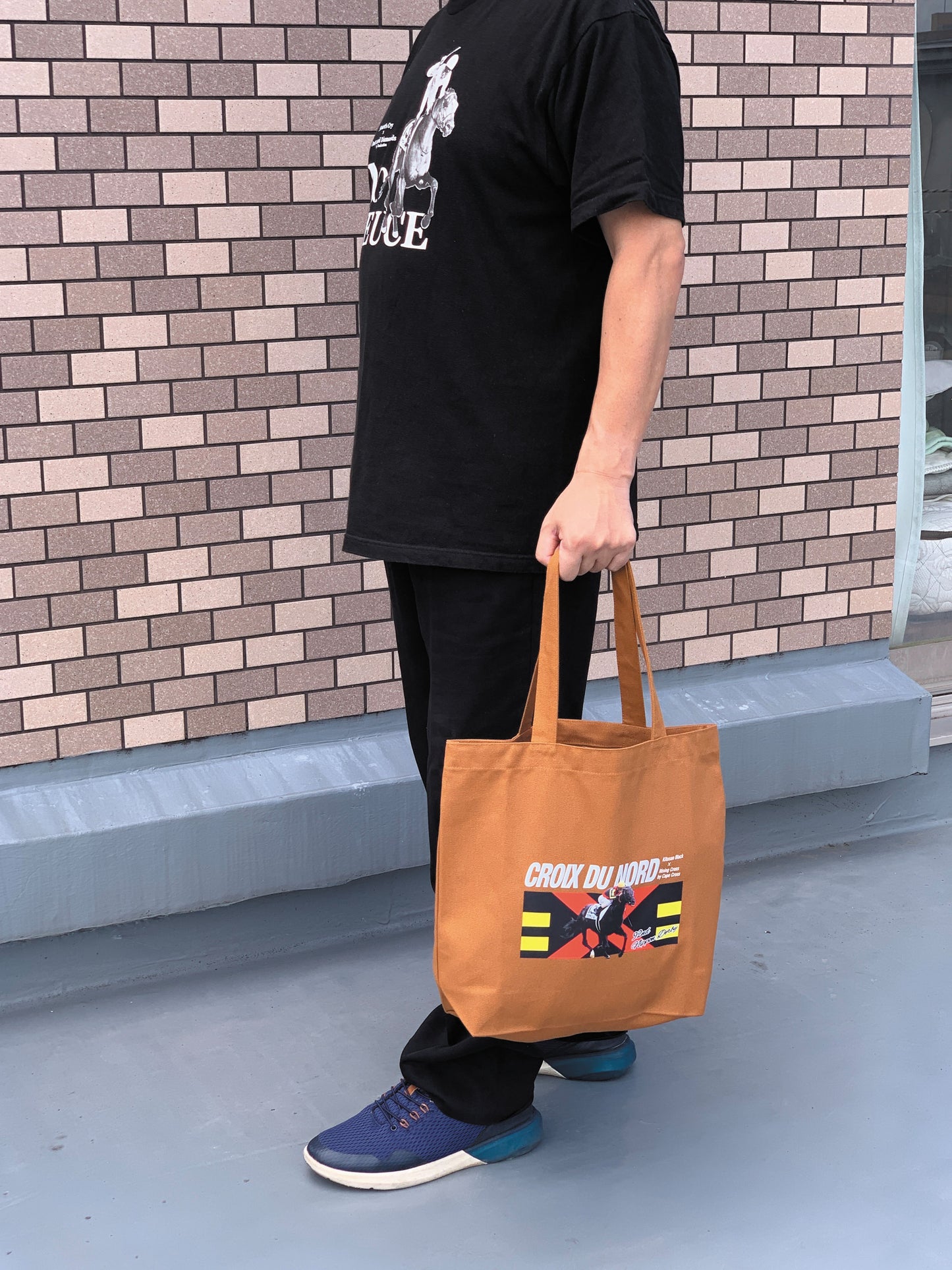 LEGEND HORSE「2025日本ダービー優勝馬」クロワデュノールトートバッグ| キャメル